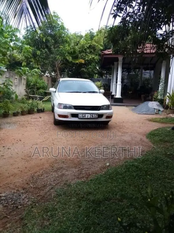 Toyota Caldina 2000 Car (Used)