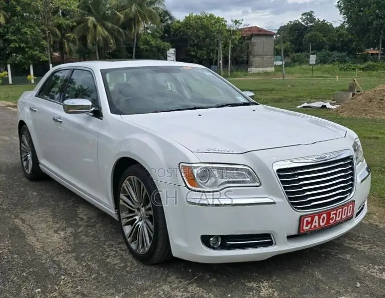 Chrysler 300 2012 Car (Used)