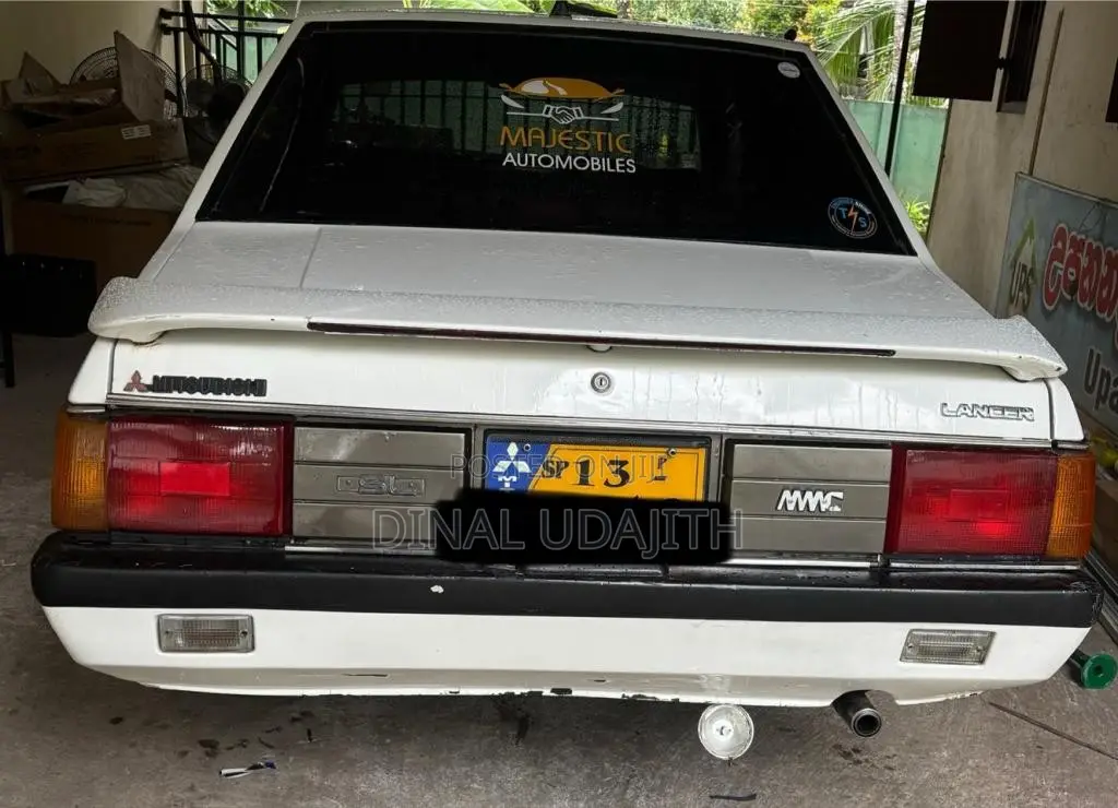 Mitsubishi Lancer Box 1980 Car (Used)