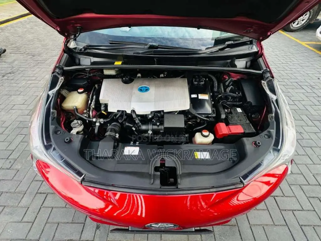 Toyota Prius 2016 Car (Used)