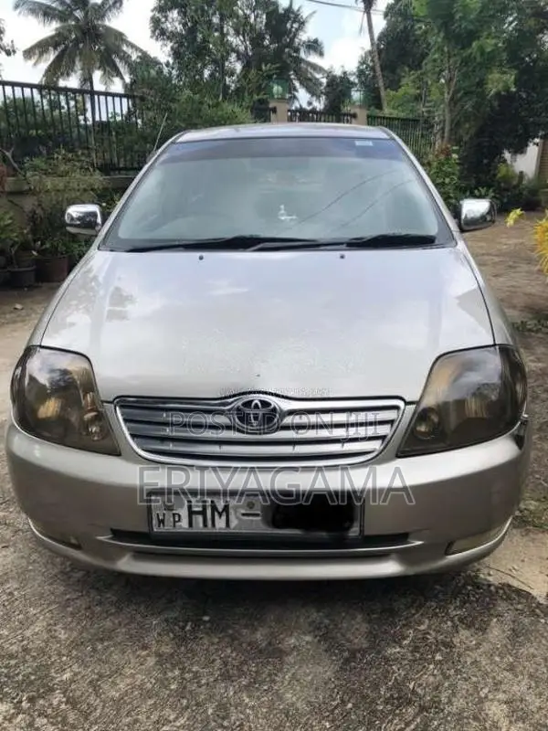 Toyota Corolla 121 2000 Car (Used)