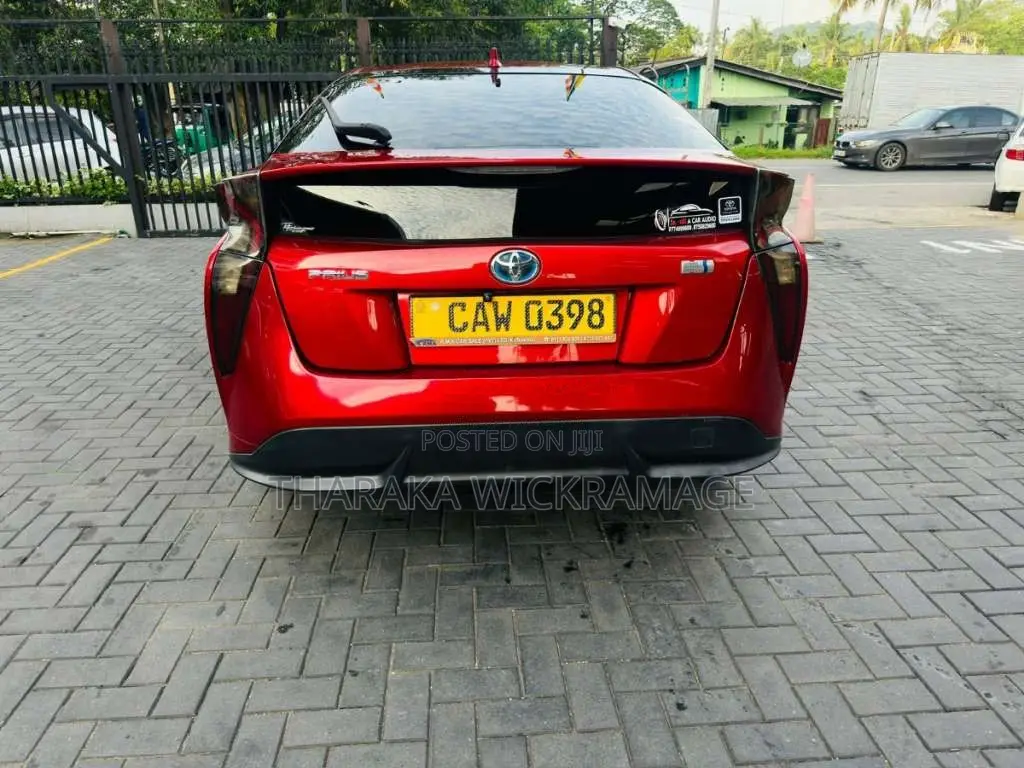 Toyota Prius 2016 Car (Used)