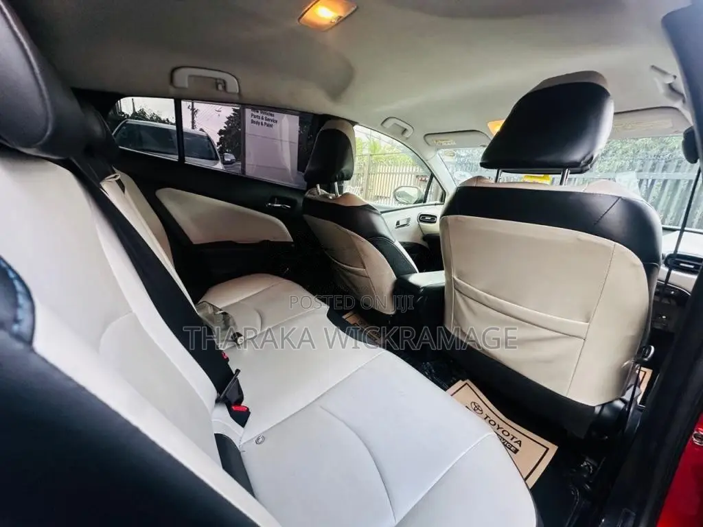 Toyota Prius 2016 Car (Used)