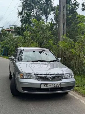 Nissan FB15 2003 Car (Used)