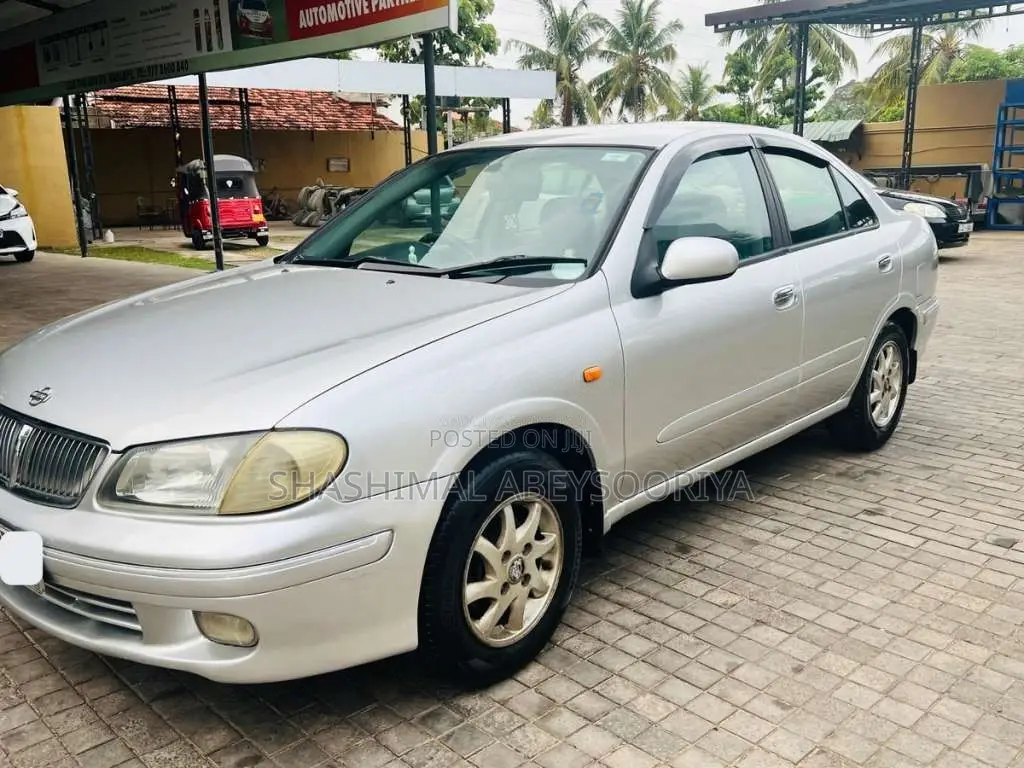 Nissan Sunny 2001 Car (Used)