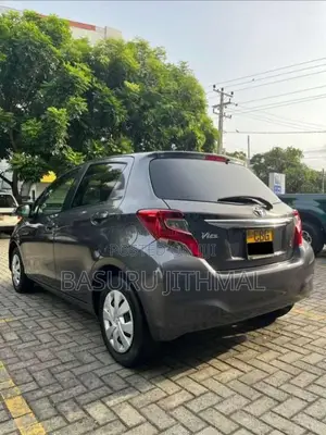 Toyota Vitz 2015 Car (Used)