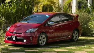 Toyota Prius 2013 Car (Used)