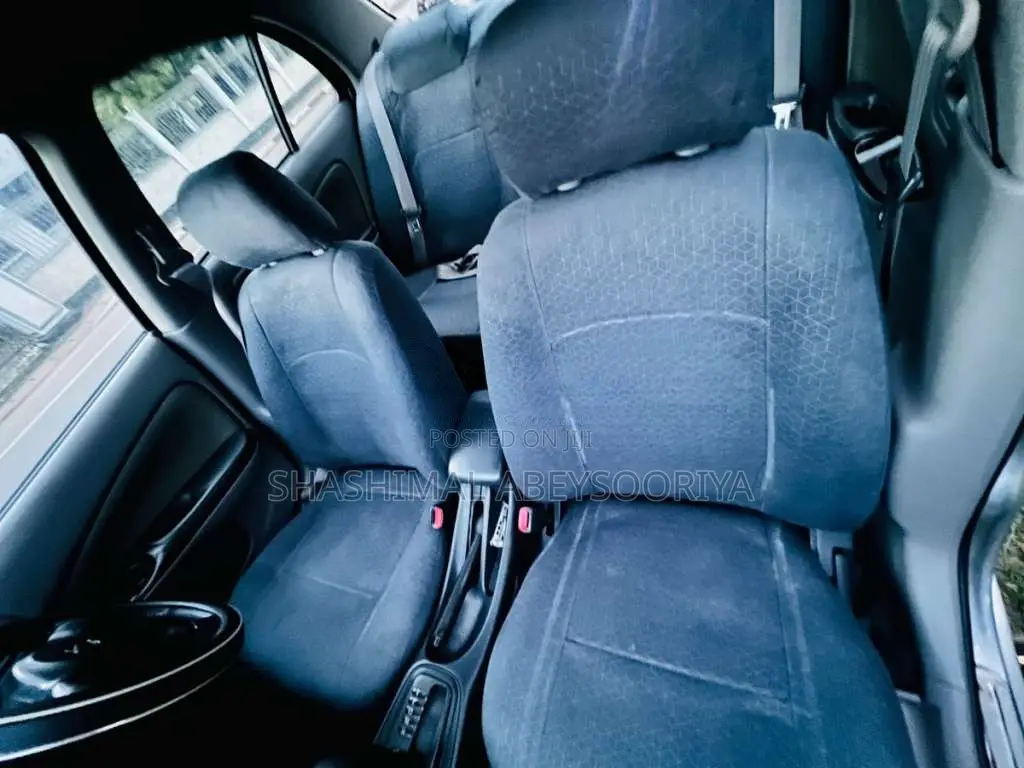Nissan Sunny 2001 Car (Used)