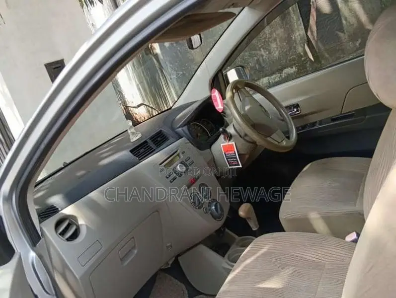 Daihatsu Mira 2009 Car (Used)