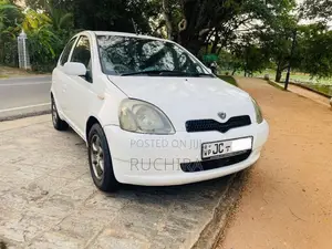 Toyota Vitz SCP10 2001 Car (Used)