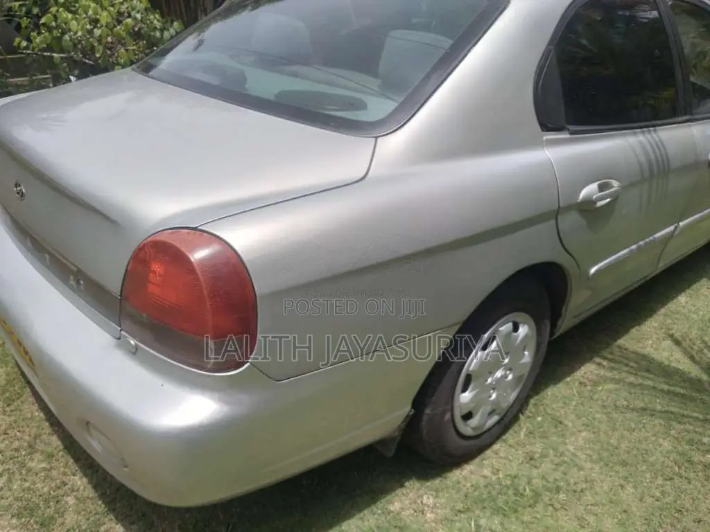 Hyundai Sonata 2000 Car (Used)