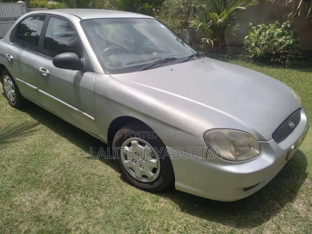 Hyundai Sonata 2000 Car (Used)