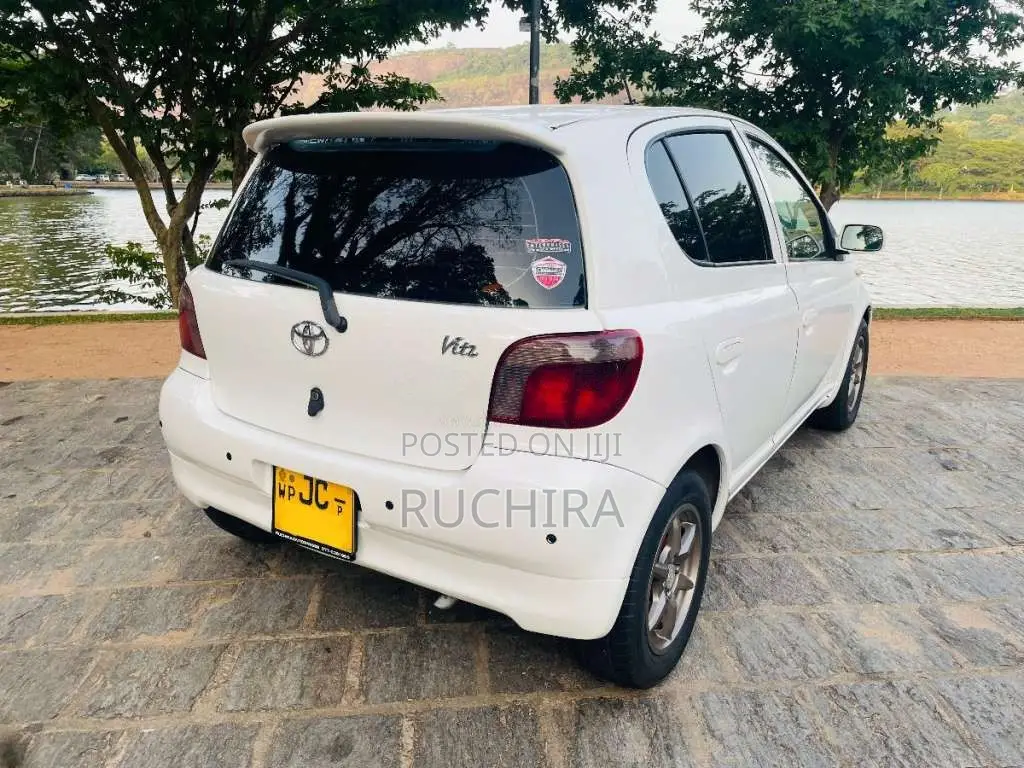Toyota Vitz SCP10 2001 Car (Used)