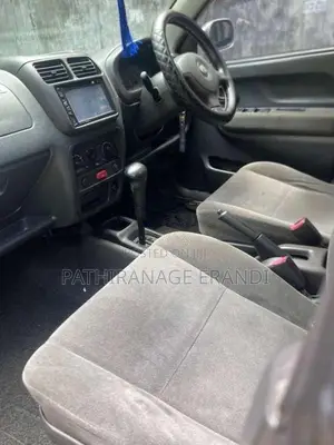 Suzuki Swift 2004 Car (Used)