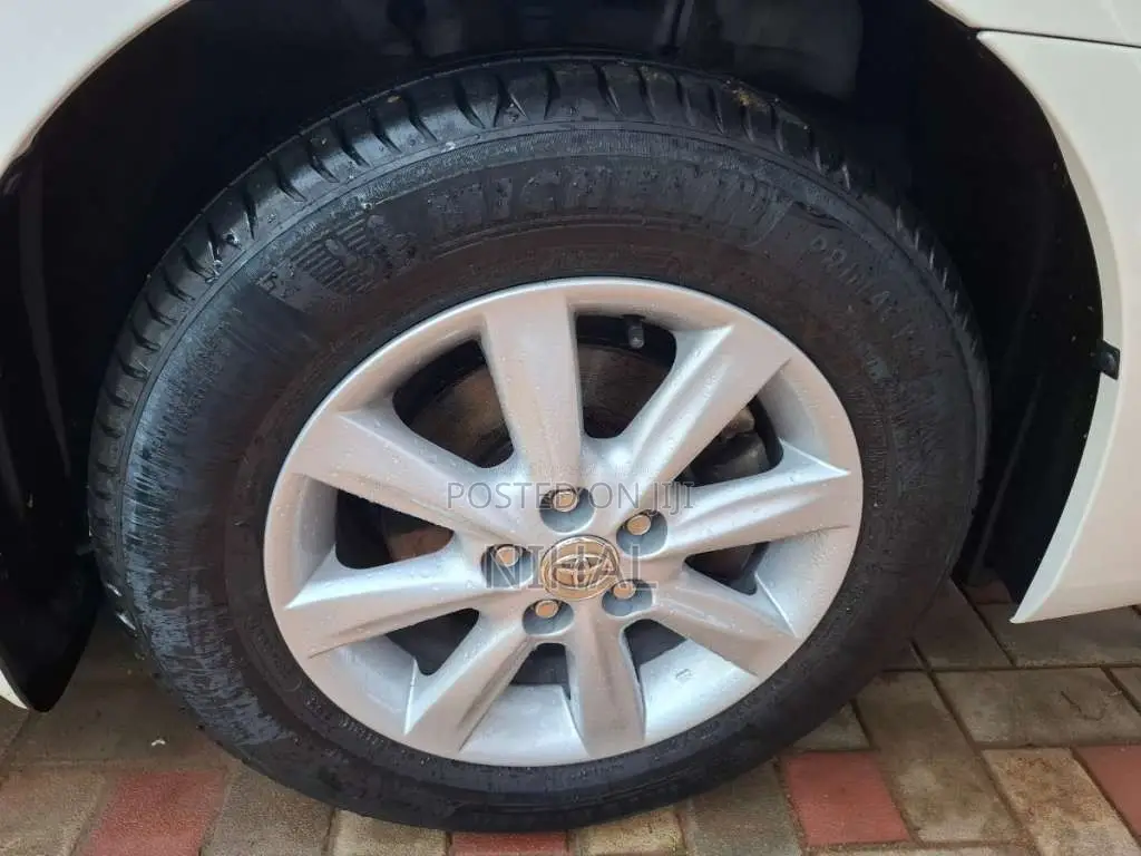 Toyota Premio 2020 Car (Used)