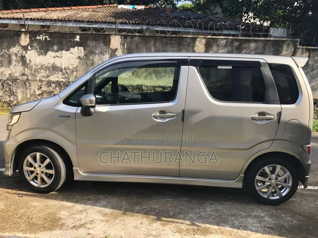 Suzuki Wagon R FZ 2018 Car (Used)