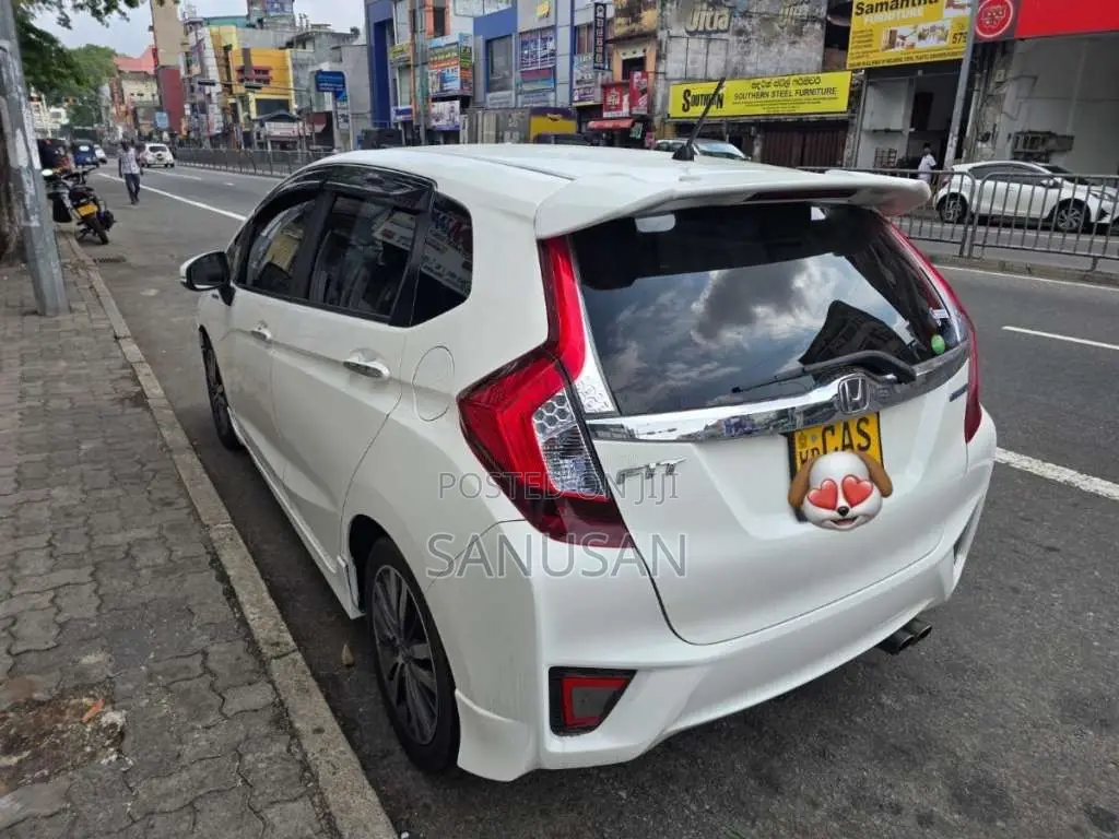 Honda Fit 2014 Car (Used)