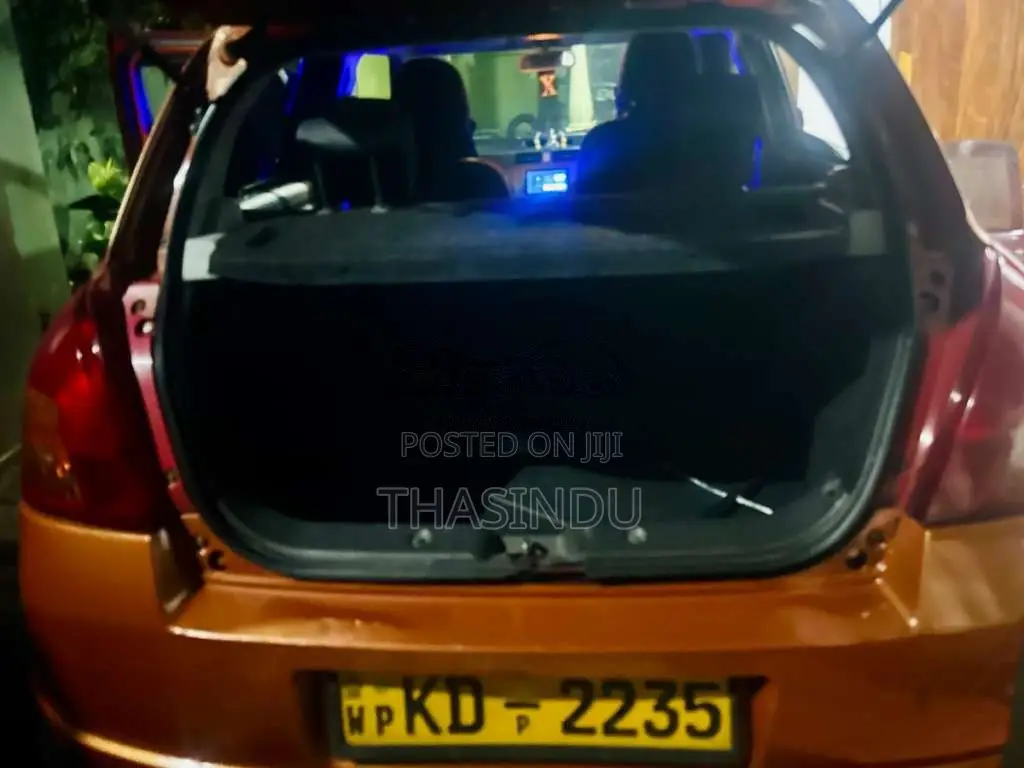 Suzuki Swift 2006 Car (Used)