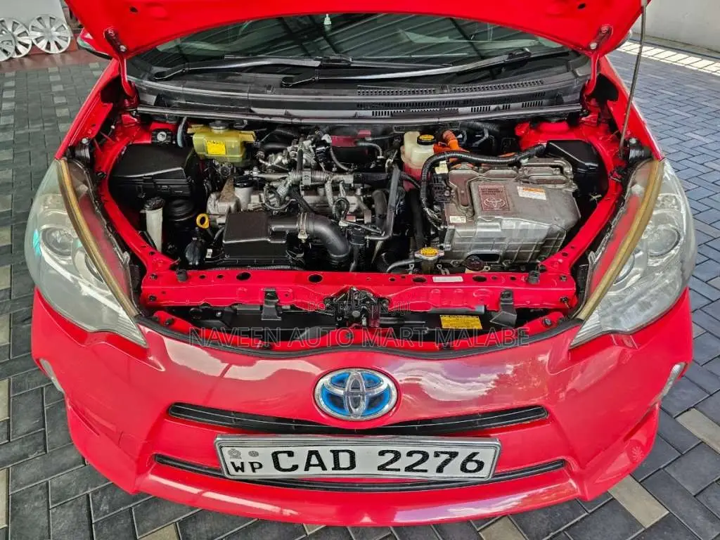 Toyota Aqua 2014 Car (Used)