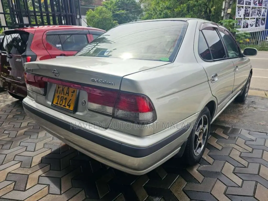 Nissan FB15 Ex Saloon 2001 Car (Used)