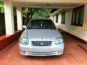 Hyundai Accent 2002 Car (Used)