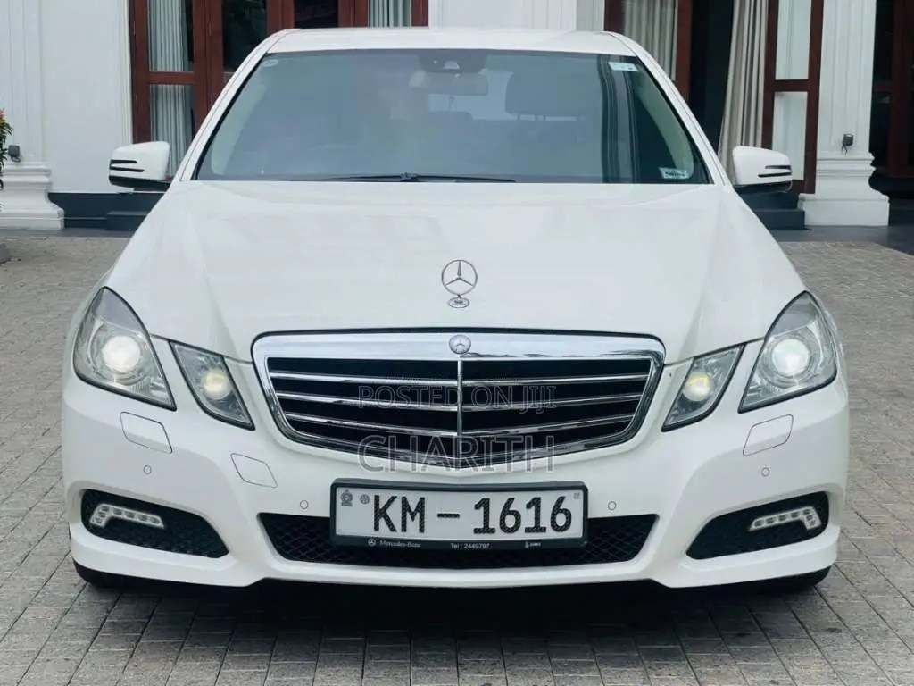 Mercedes-Benz E200 2011 Car (Used)