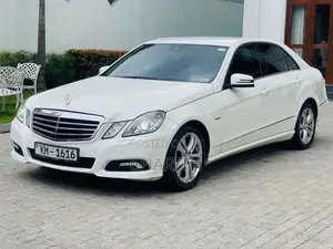 Mercedes-Benz E200 2011 Car (Used)