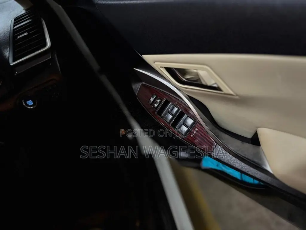 Toyota Allion 2017 Car (Used)