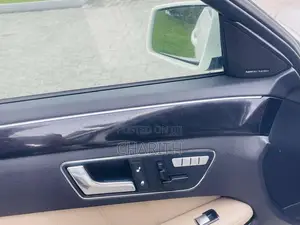 Mercedes-Benz E200 2011 Car (Used)
