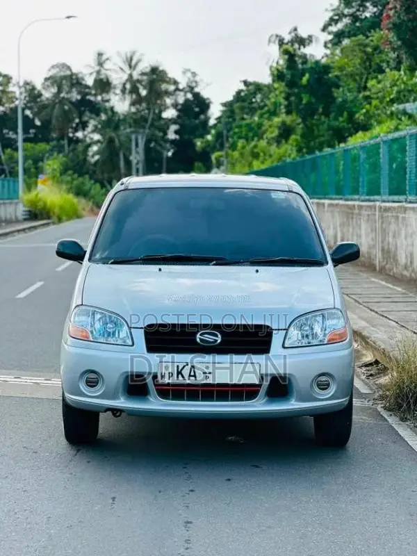 Suzuki Swift 2002 Car (Used)