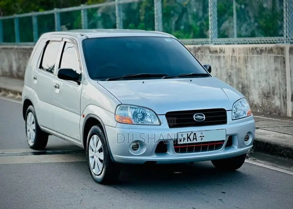 Suzuki Swift 2002 Car (Used)