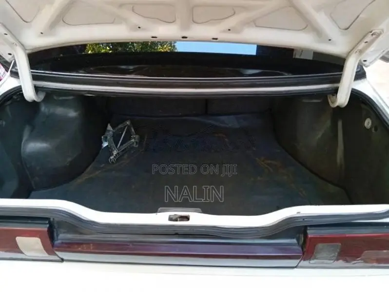 Nissan FB12 Super Seloon 1988 Car (Used)