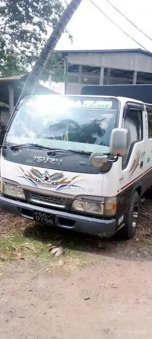 Isuzu Isuzu 1989 Crew Cab (Used)