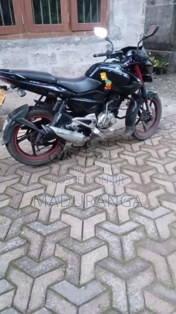 Bajaj Pulsar 2014 Motorbike (Used)
