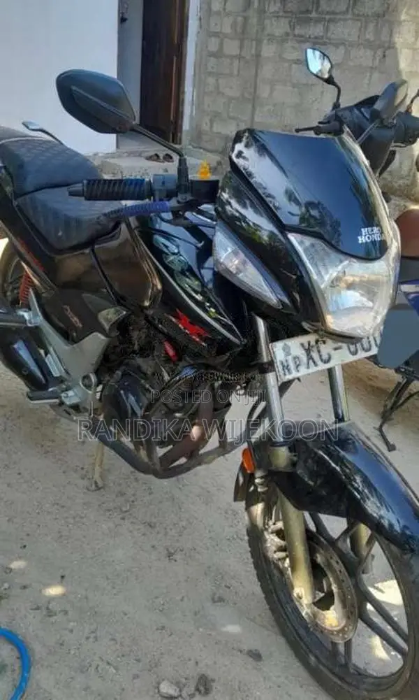 Hero-Honda Xtreme 2012 Motorbike (Used)