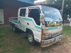Isuzu CrewCab 1989 Crew Cab (Used)