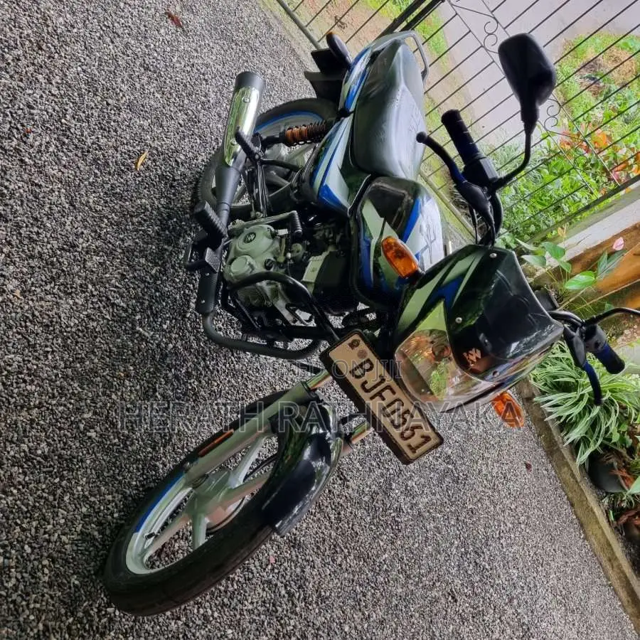 Bajaj CT-100 2023 Motorbike (Used)