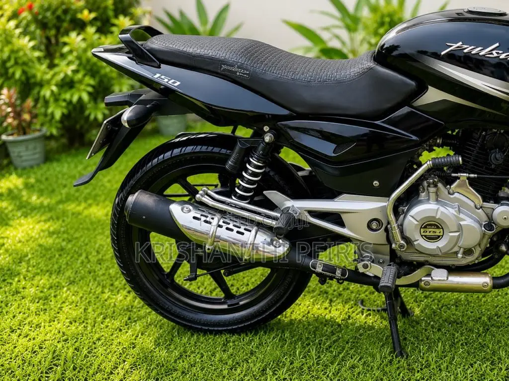 Bajaj Pulsar 150 2015 Motorbike (Used)