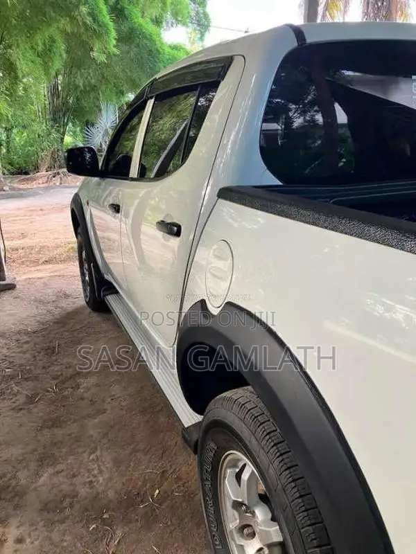 Mitsubishi L200 2007 Pickup (Used)