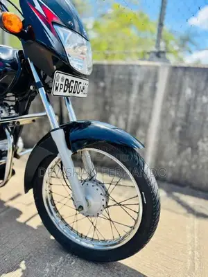 Bajaj CT-100 2017 Motorbike (Used)