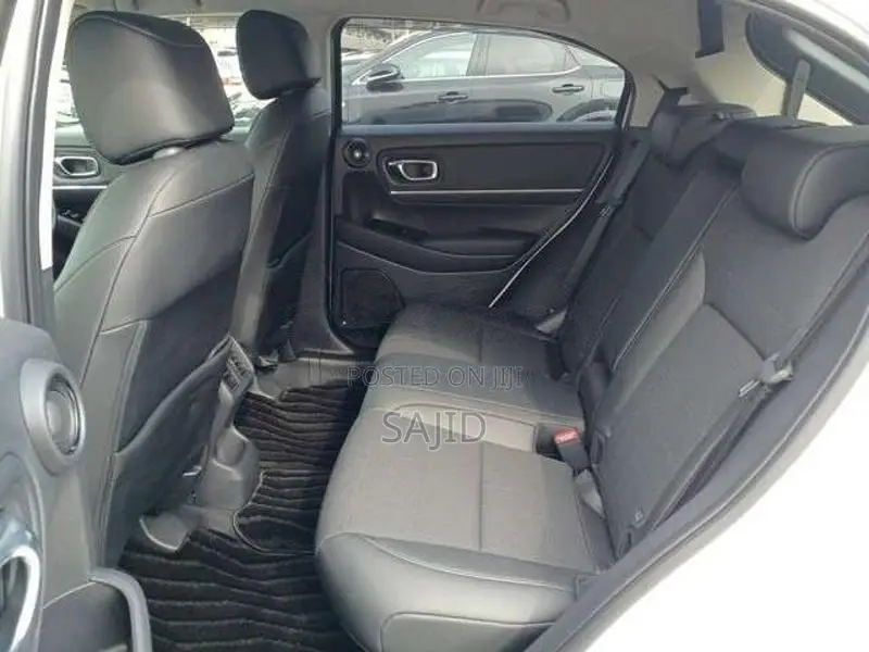 Honda VEZEL Z PREMIUM 2023 SUV Unregistered (Recondition)