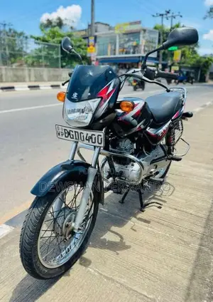 Bajaj CT-100 2017 Motorbike (Used)