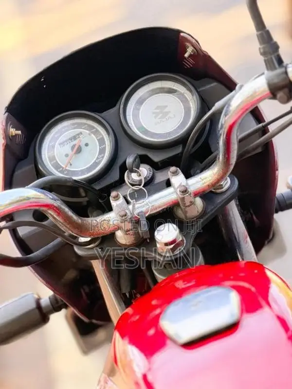 Bajaj Platina 2010 Motorbike (Used)