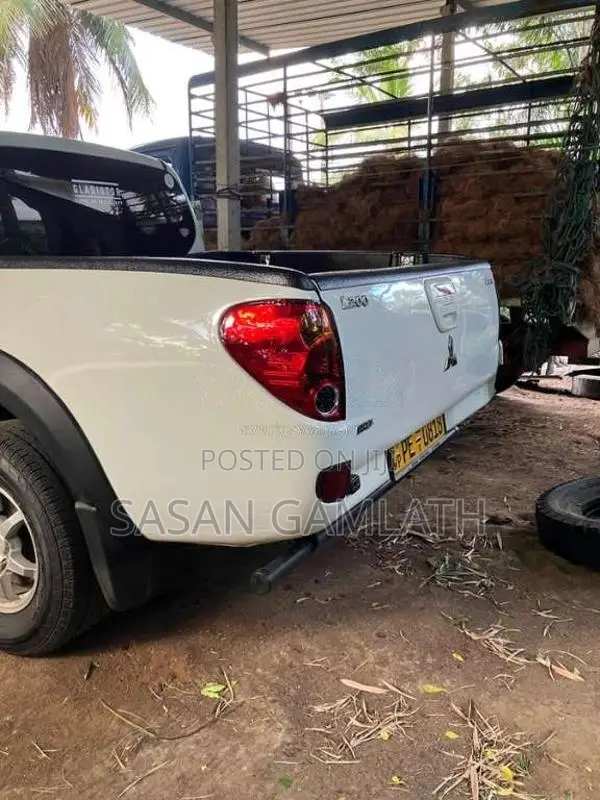 Mitsubishi L200 2007 Pickup (Used)