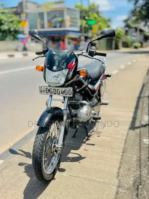 Bajaj CT-100 2017 Motorbike (Used)