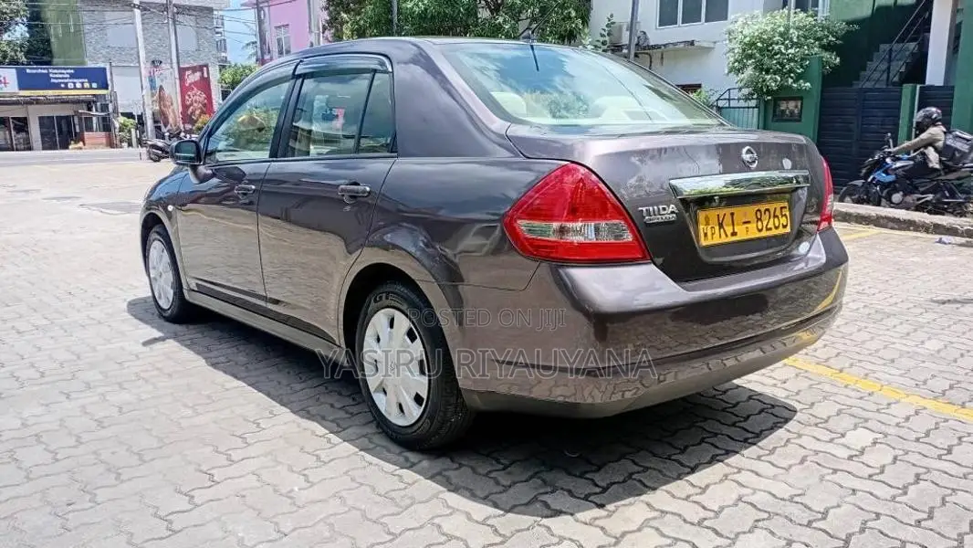Nissan Tiida 2007 Car (Used)