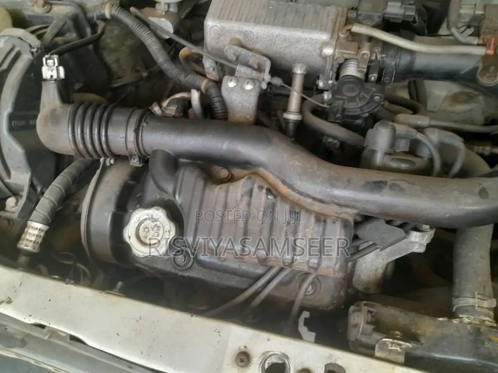 Suzuki Maruti 800 2004 Car (Used)
