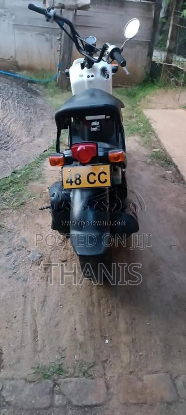 Honda Zoomer 2015 Motorbike (Used)