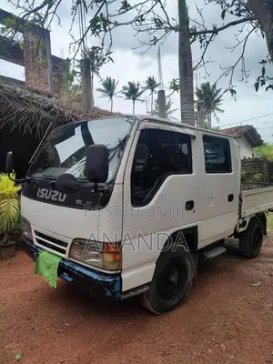 Isuzu Isuzu 1994 Crew Cab (Used)