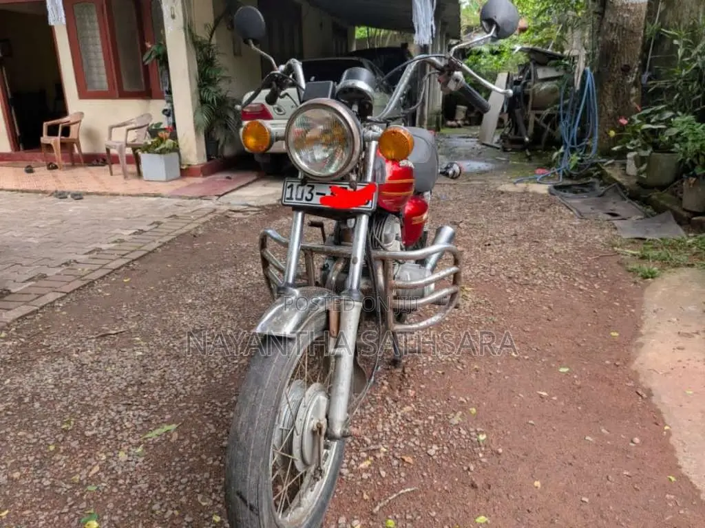 Honda CM 125T 1985 Motorbike (Used)